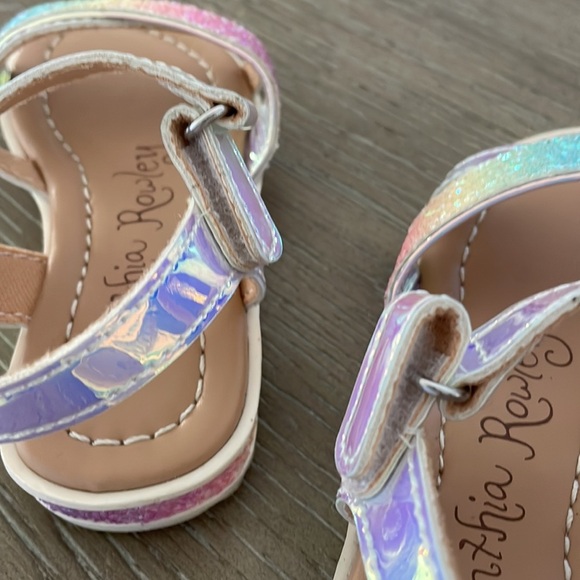 Cynthia Rowley size 6 irredescent rainbow sandals - Picture 9 of 15